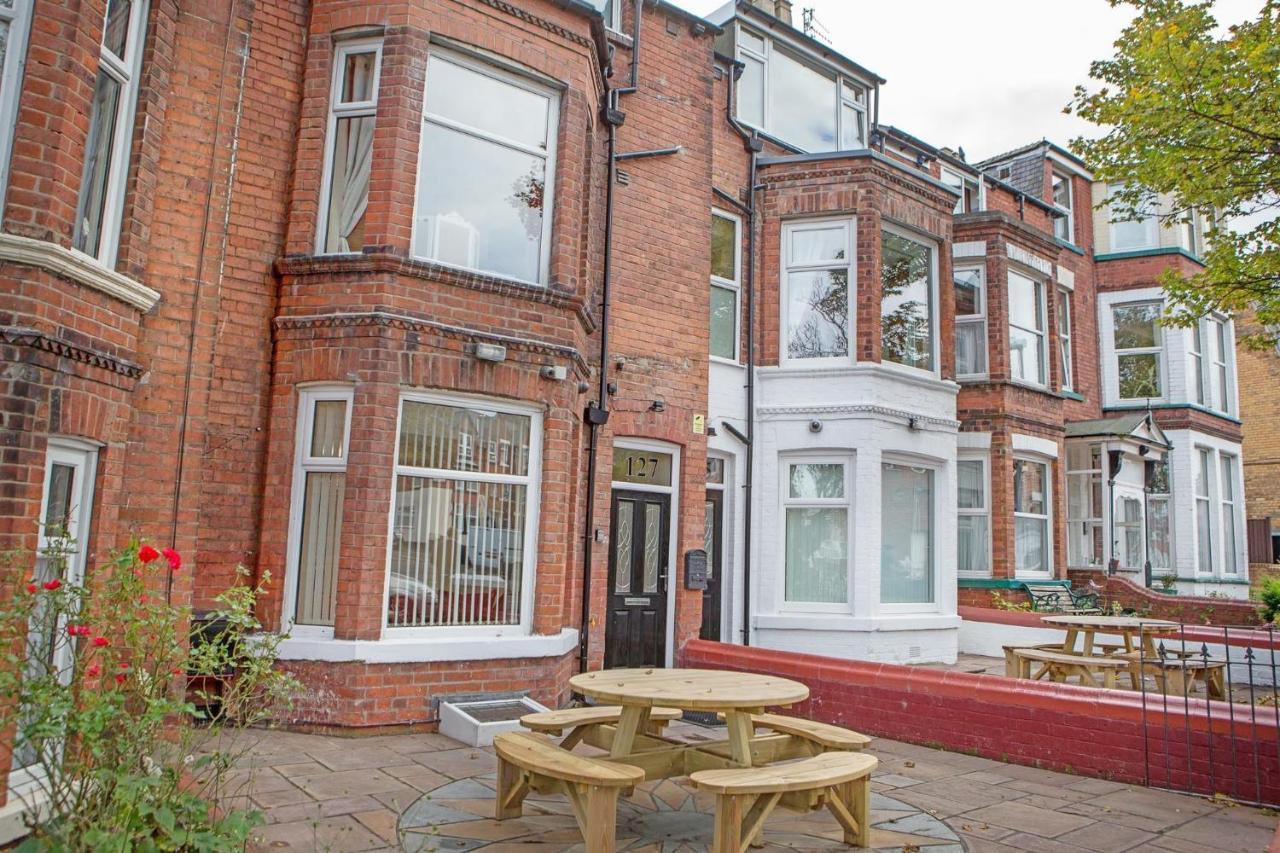 Scarborough Stays - Luxury Townhouse Ideal For Large Groups - Hot Tub Εξωτερικό φωτογραφία